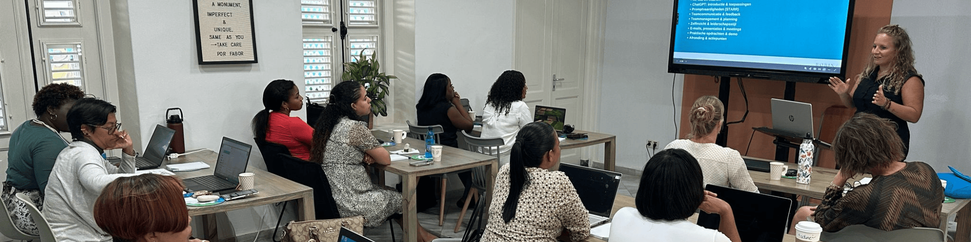 ChatGPT training Curaçao Robin Devid geeft een ChatGPT-training op Curaçao aan ondernemers en bedrijven, ook online beschikbaar