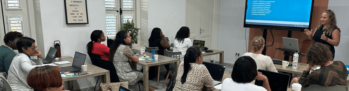 ChatGPT training Curaçao Robin Devid geeft een ChatGPT-training op Curaçao aan ondernemers en bedrijven, ook online beschikbaar